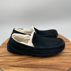 UGG Ascot Moccasin Slippers Mens Size 12 Black Suede Casual Comfort Shoes